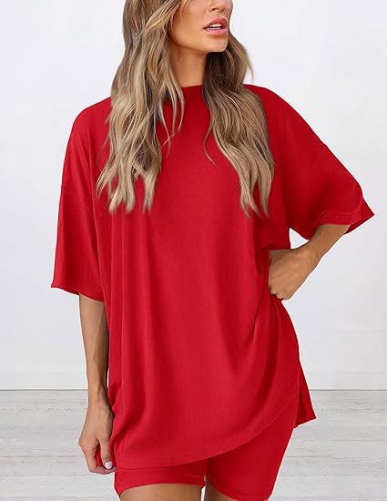 ⚡Stock limité | Ensemble deux pièces pour femme, col rond, t-shirt oversize à ourlet fendu, idéal pour l'été et les moments de détente. Tissu viscose doux et confortable, parfait pour la maison ou comme pyjama douillet. 