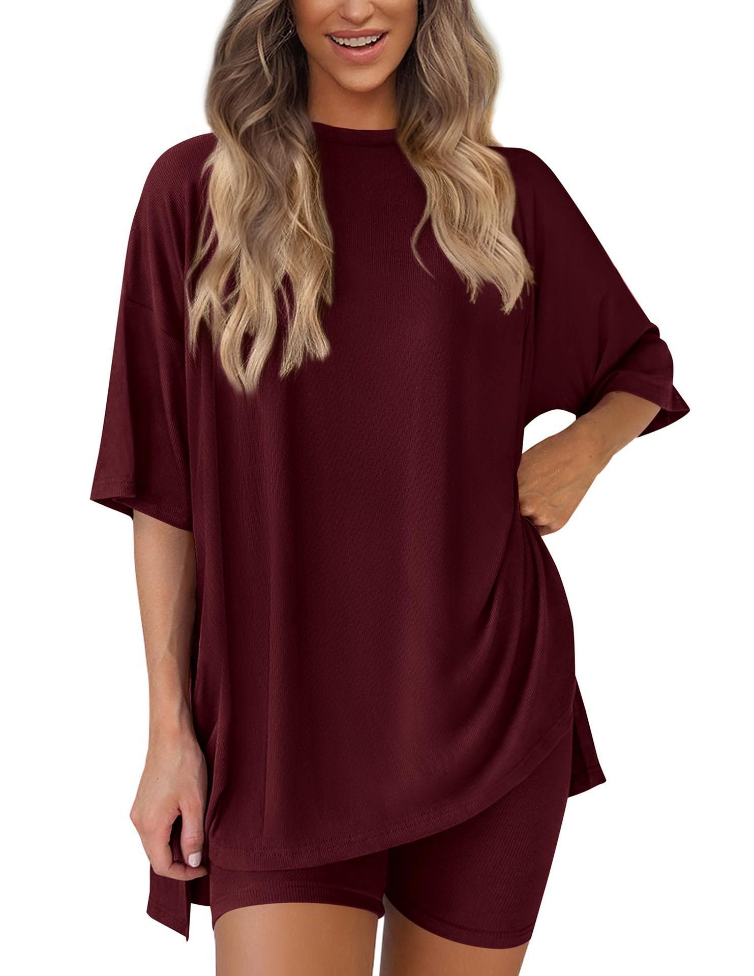 ⚡Stock limité | Ensemble deux pièces pour femme, col rond, t-shirt oversize à ourlet fendu, idéal pour l'été et les moments de détente. Tissu viscose doux et confortable, parfait pour la maison ou comme pyjama douillet. 
